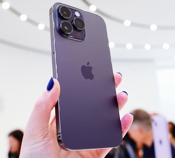 iPhone14(Plus Pro Max)の全カラーを徹底紹介！人気は新色ディープパープルか？ | 予約ゲットコムで在庫確認